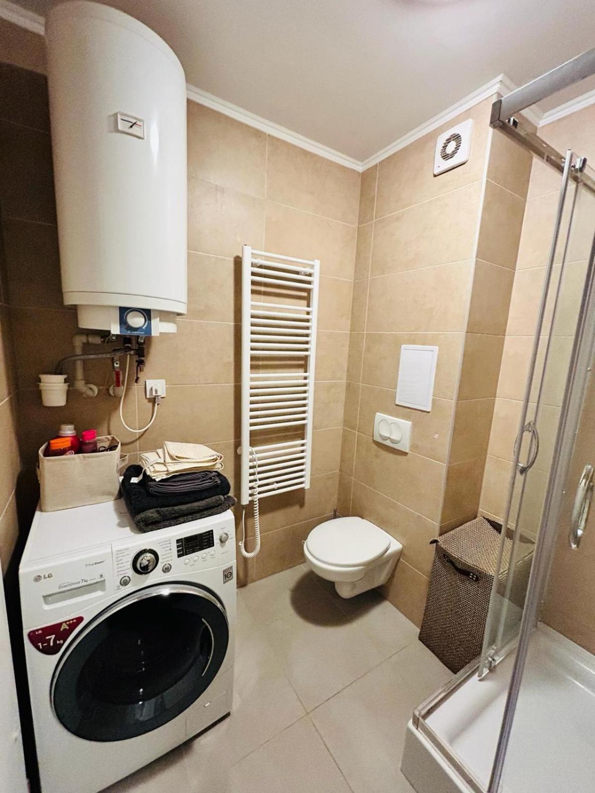 Krasny Utulny S Balkonom A Parkovanim! Apartman *